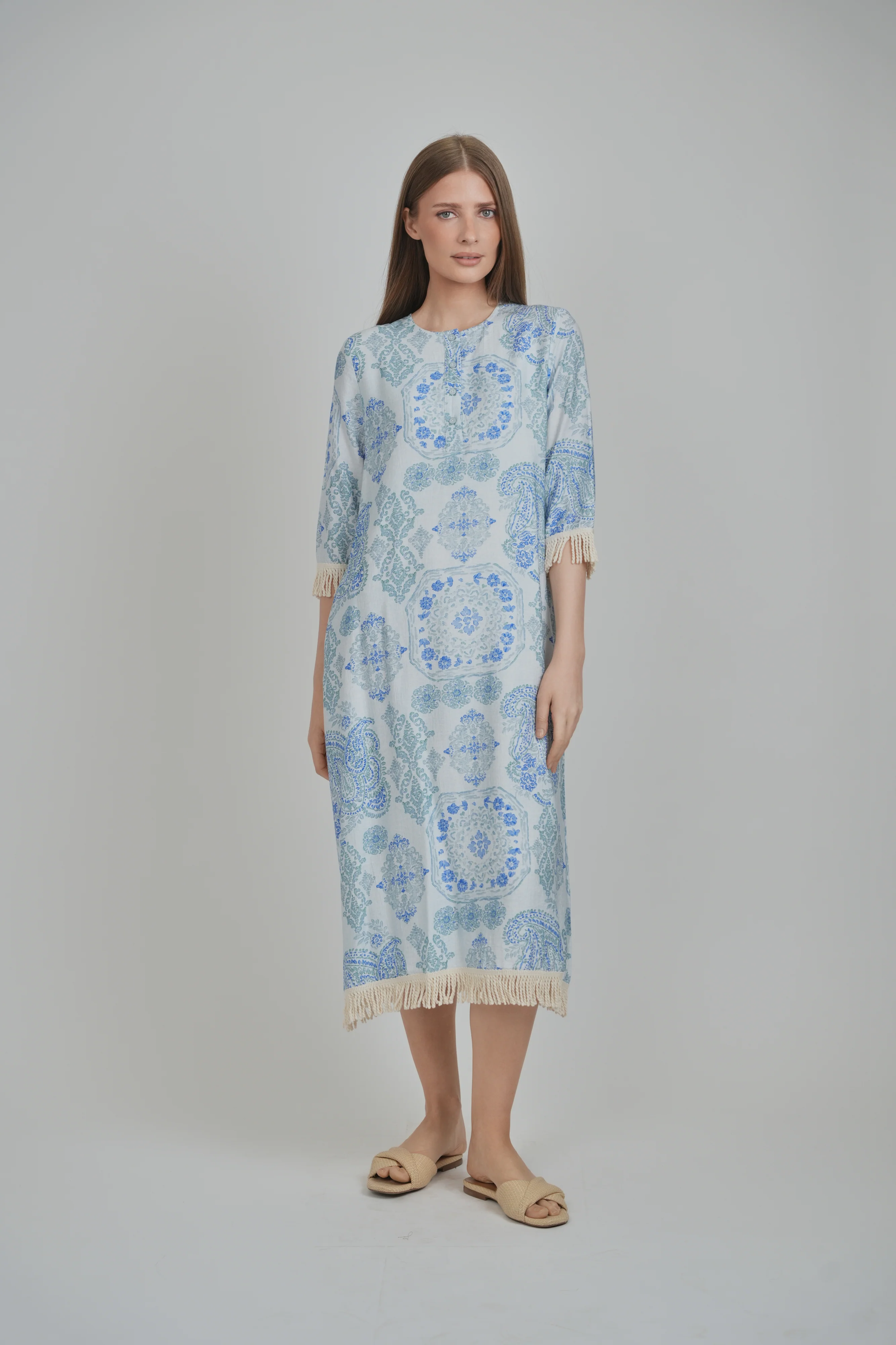 BEACH HOUSE DRESS (BLUE PAISLEY)