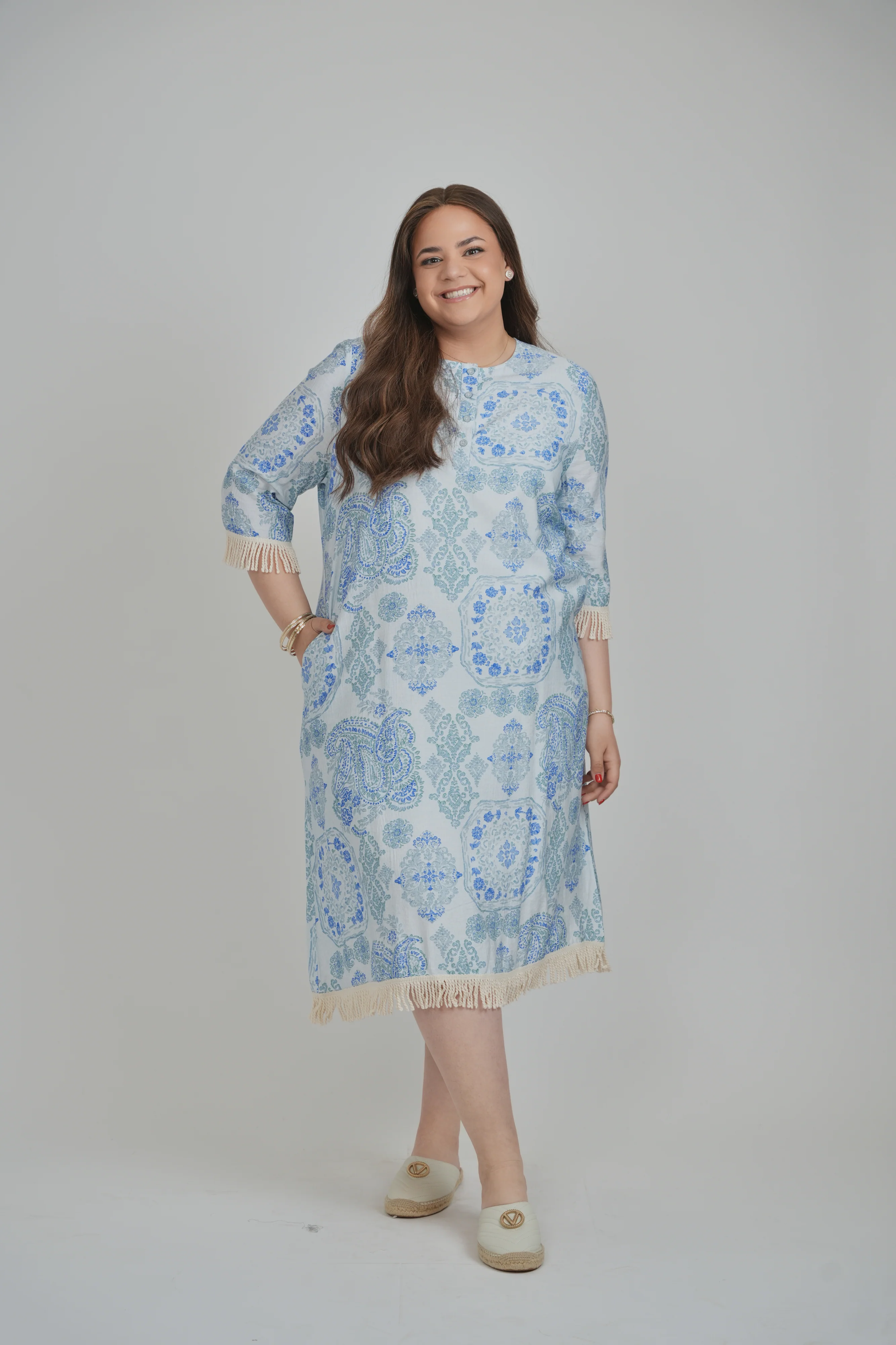 BEACH HOUSE DRESS (BLUE PAISLEY) - Image 2