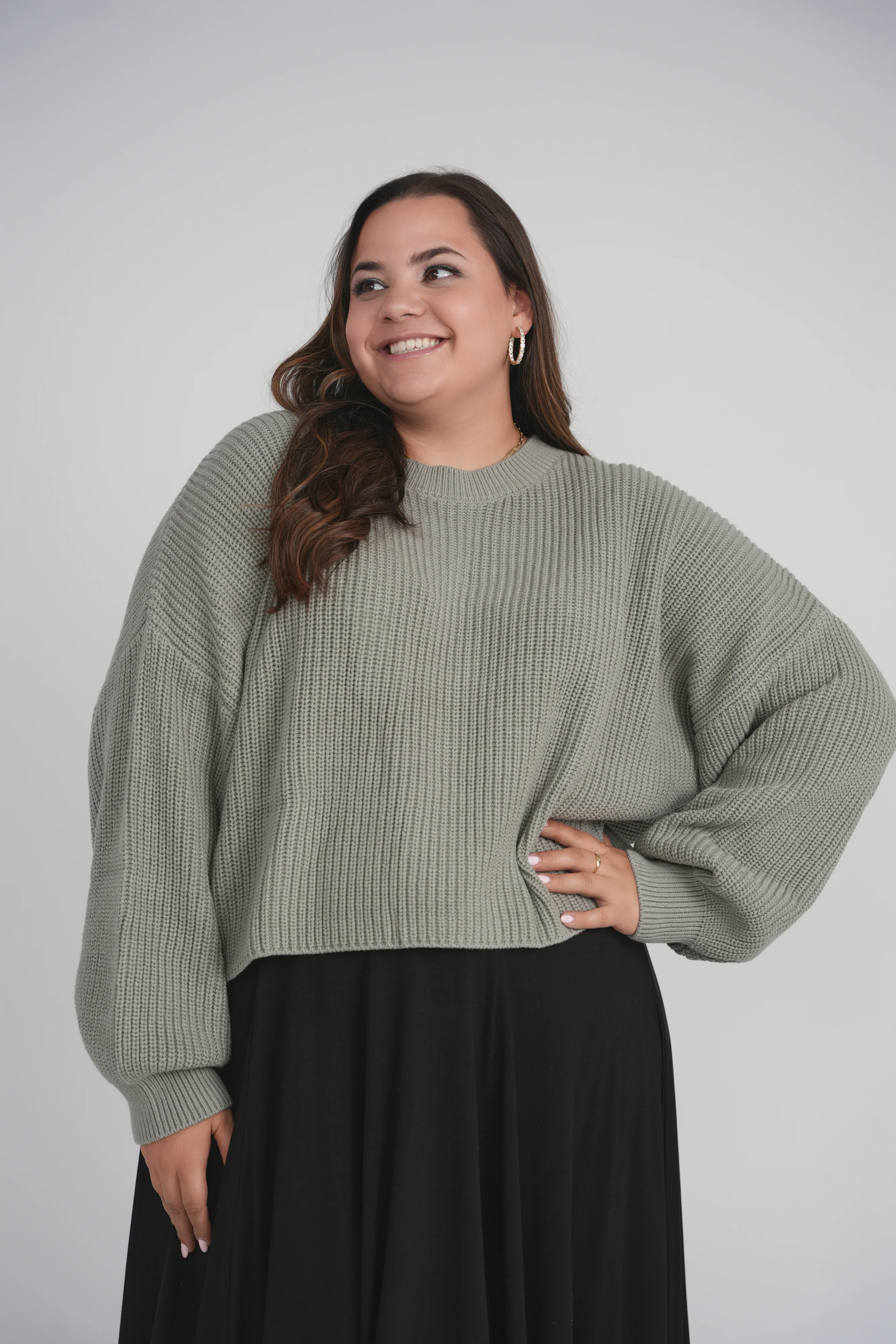 CROPPED KNIT SWEATER (GREY) - Image 2