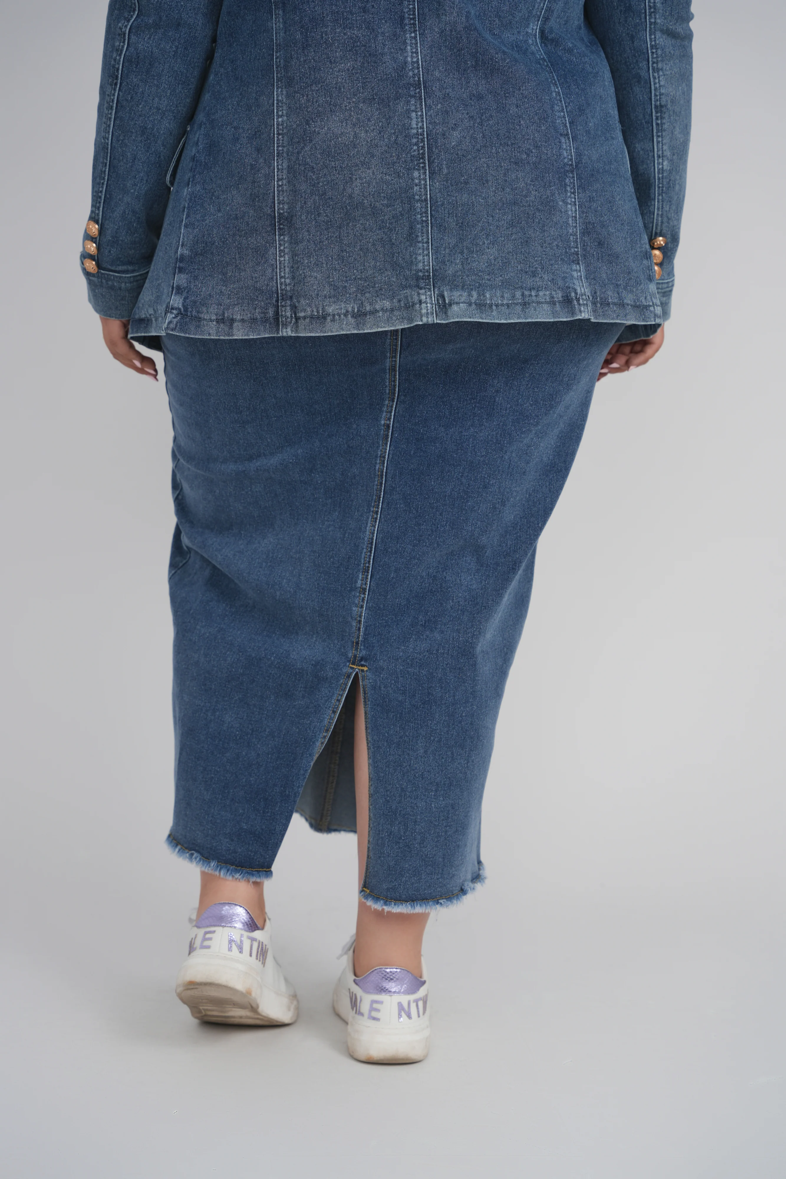 DENIM MAXI SKIRT (BLUE DENIM) - Image 4