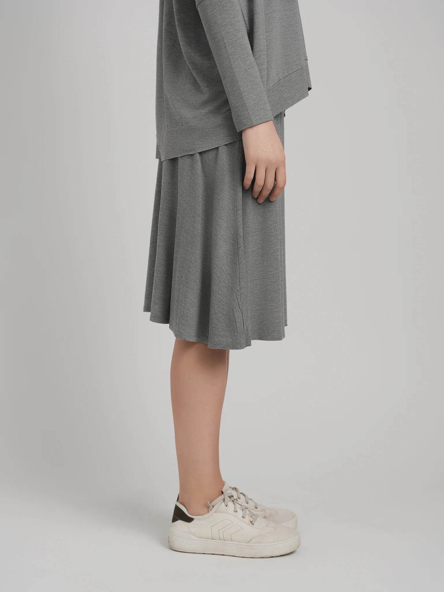 *MODAL SKYE SKIRT (CHARCOAL) - Image 3
