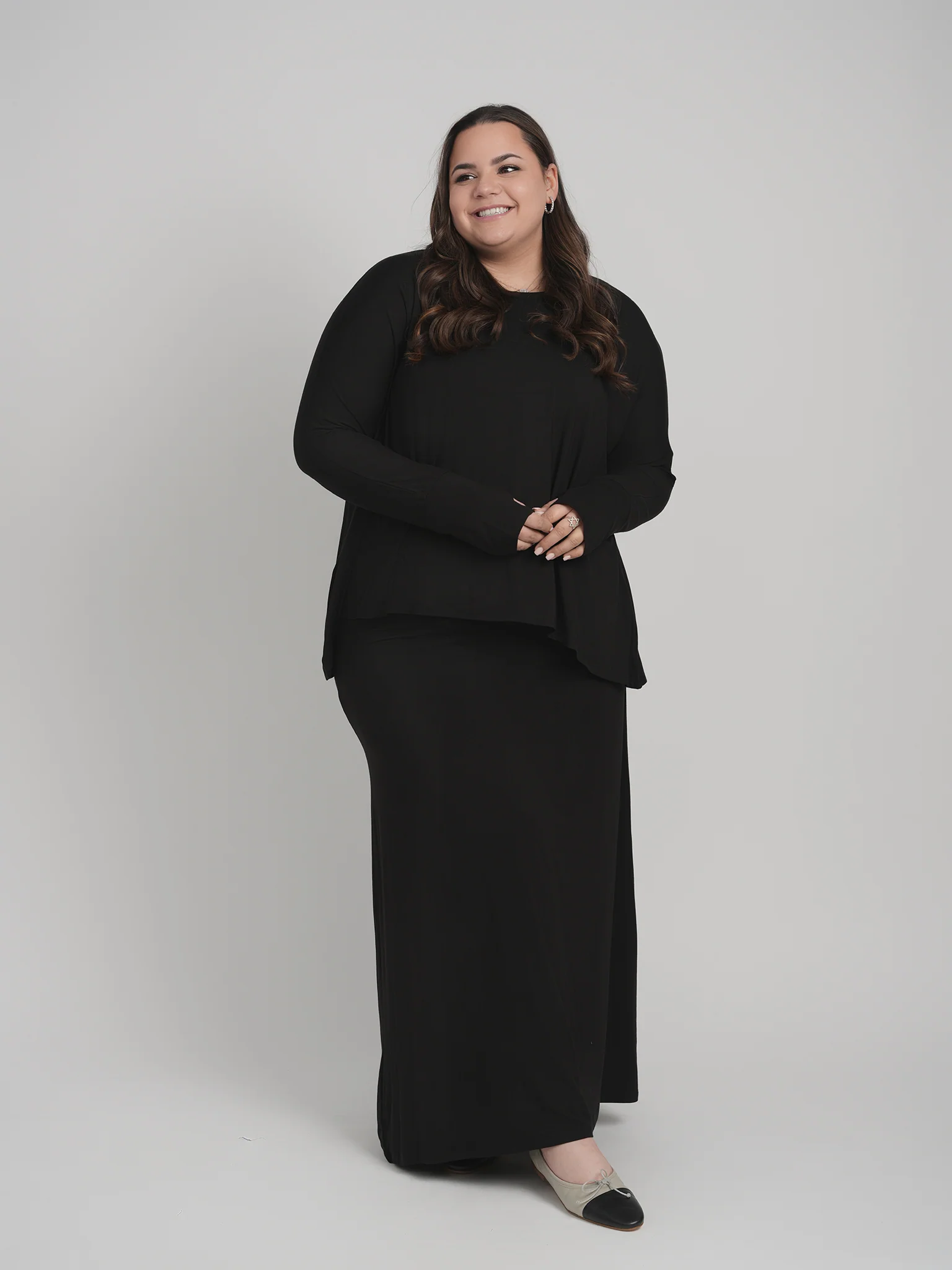 MODAL SLIP DRESS (BLACK) - Image 2