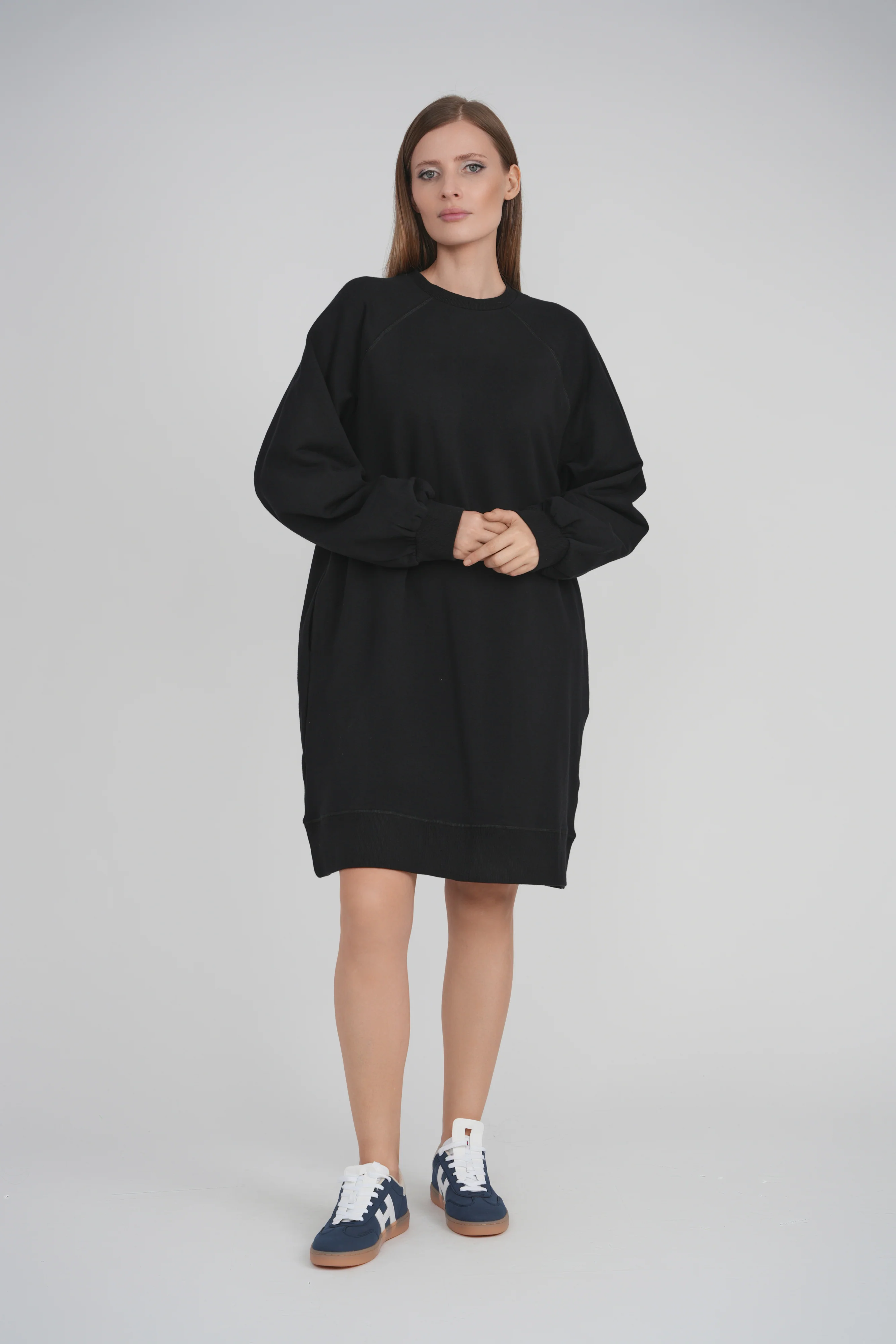 OVERSIZED SWEATSHIRT DRESS - Image 2