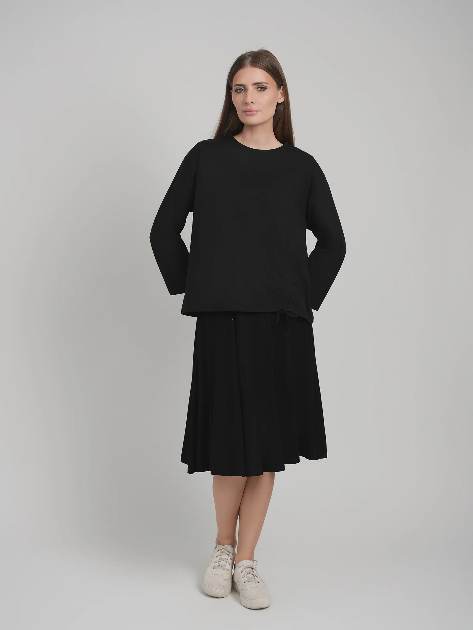 SIDE CINCH TOP (BLACK) - Image 5