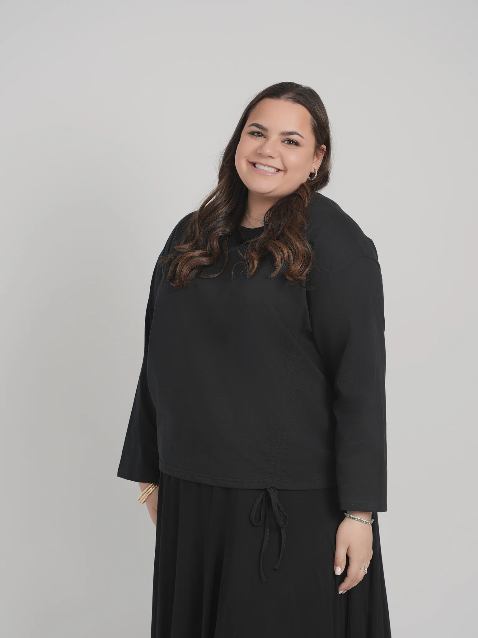 SIDE CINCH TOP (BLACK) - Image 6