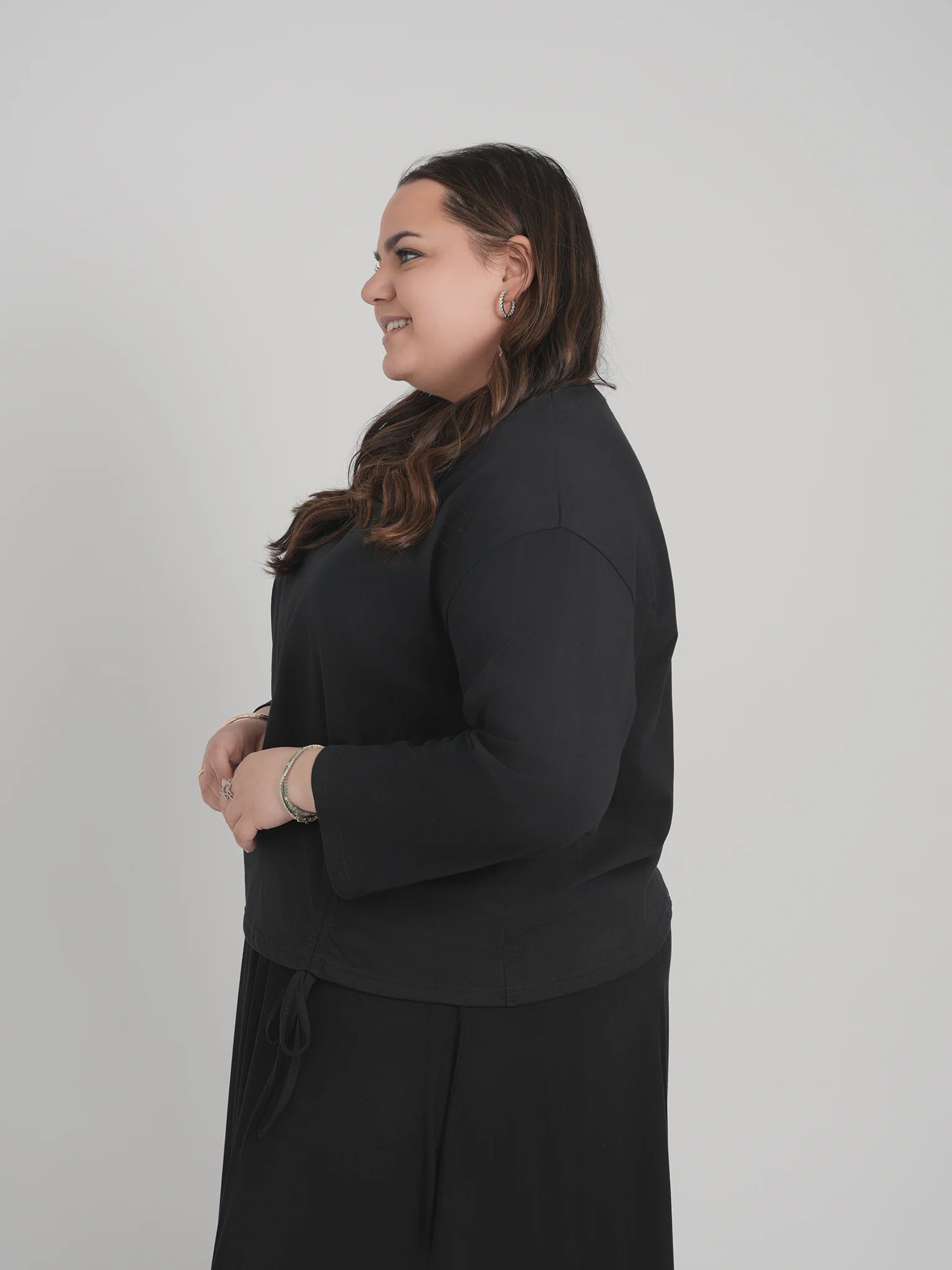 SIDE CINCH TOP (BLACK) - Image 7