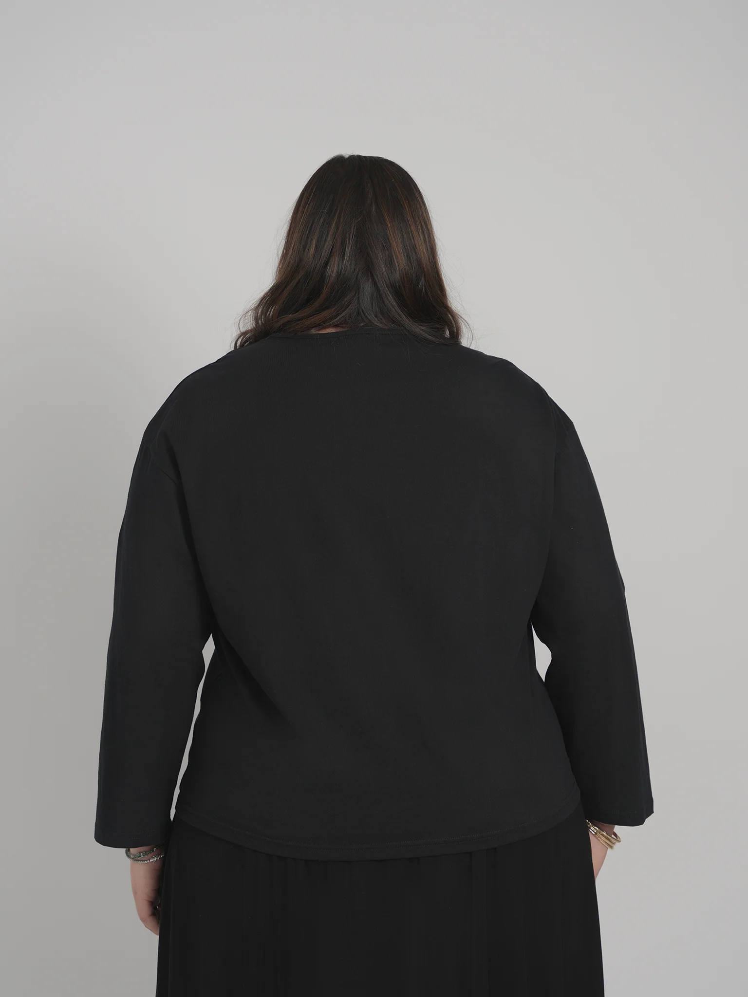 SIDE CINCH TOP (BLACK) - Image 8