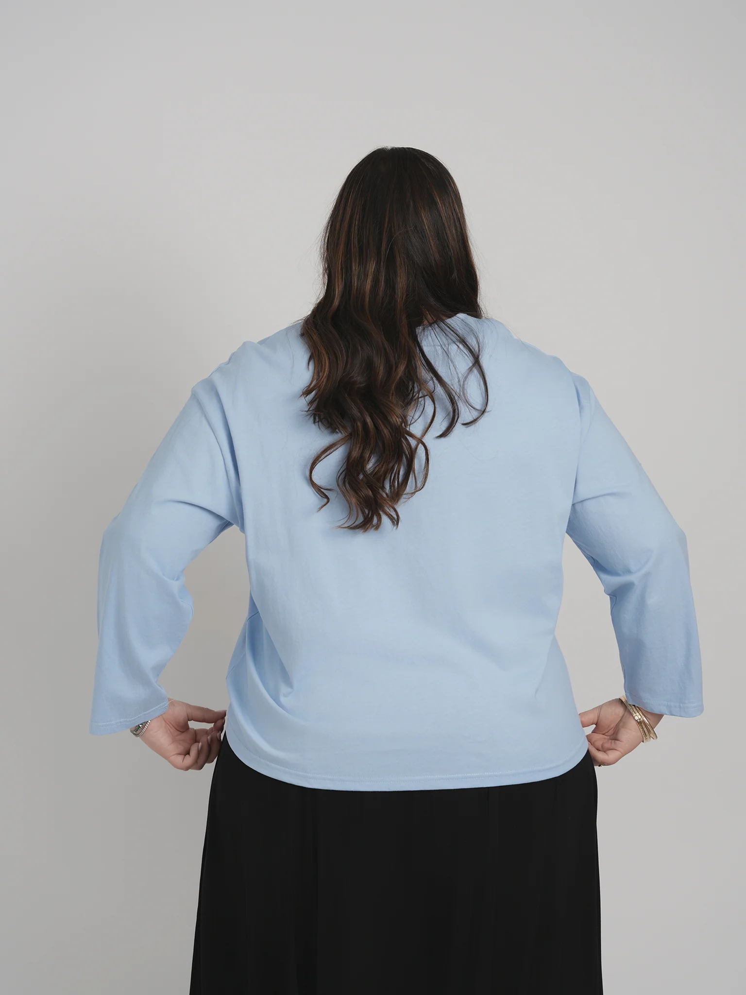 SIDE CINCH TOP (POWDER BLUE) - Image 6