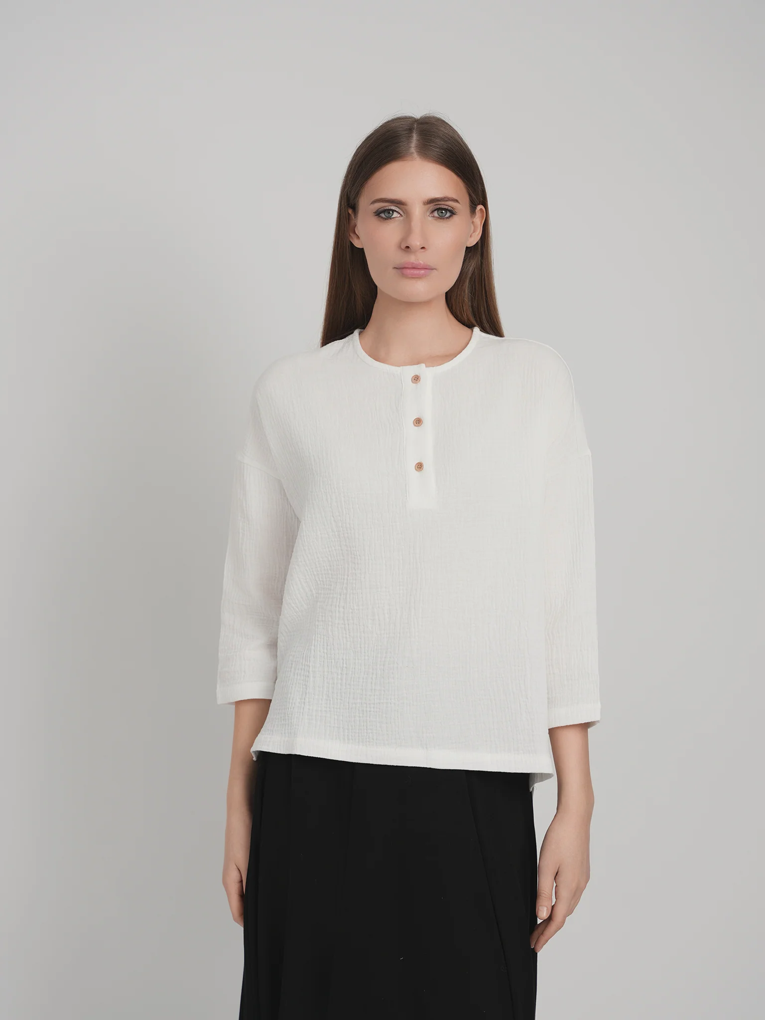 SQUARE HENLEY TOP (WHITE)